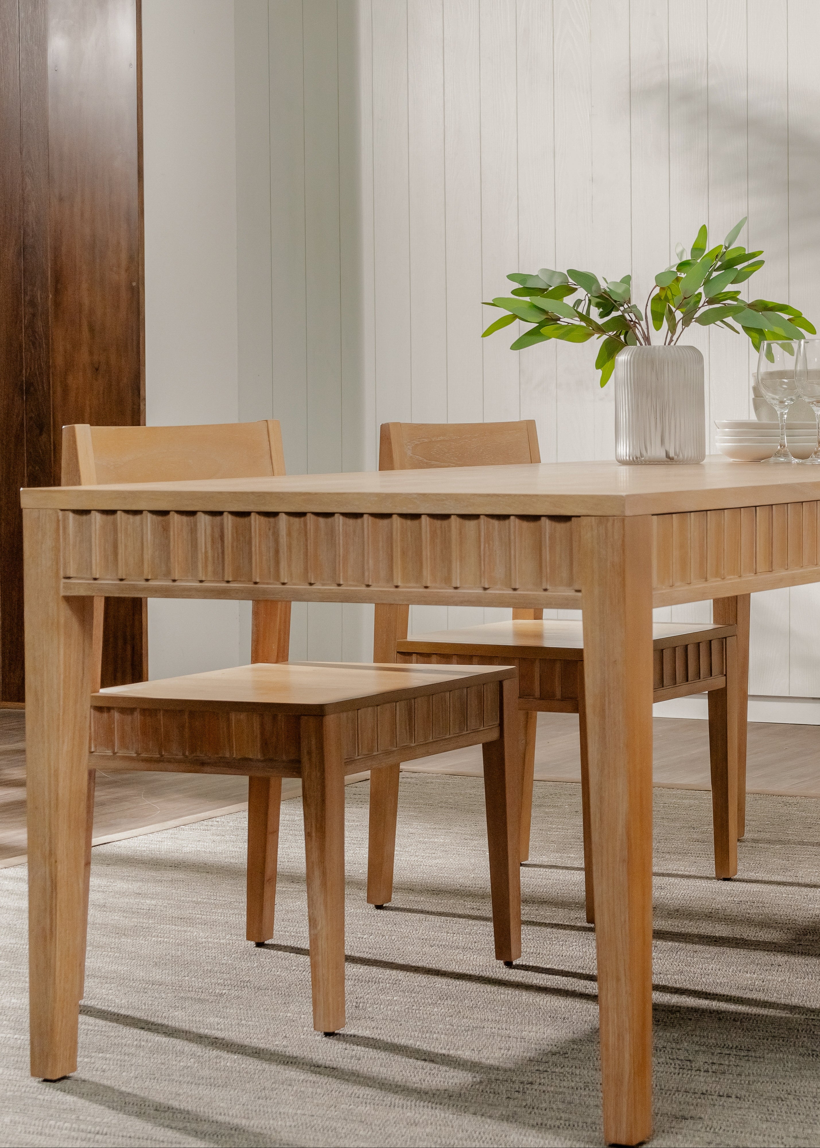 99-DSC9528_MIRA_FT-STB08-01-02-01_image_lifestyle-dining