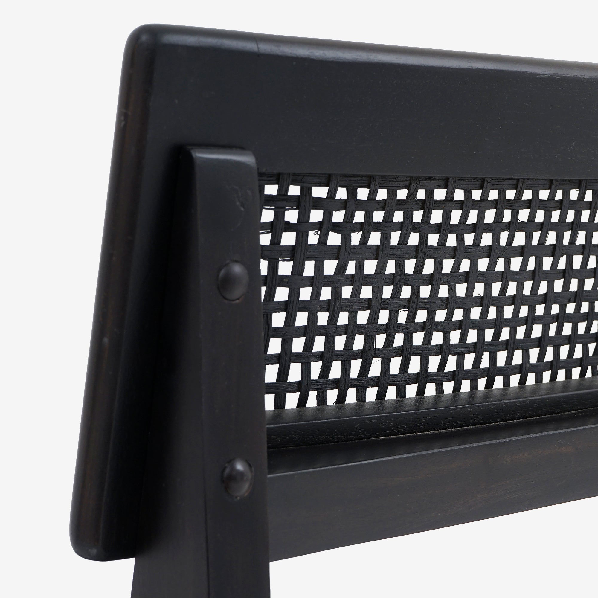 Detail backrest Black Liora Rattan Dining Chair Set