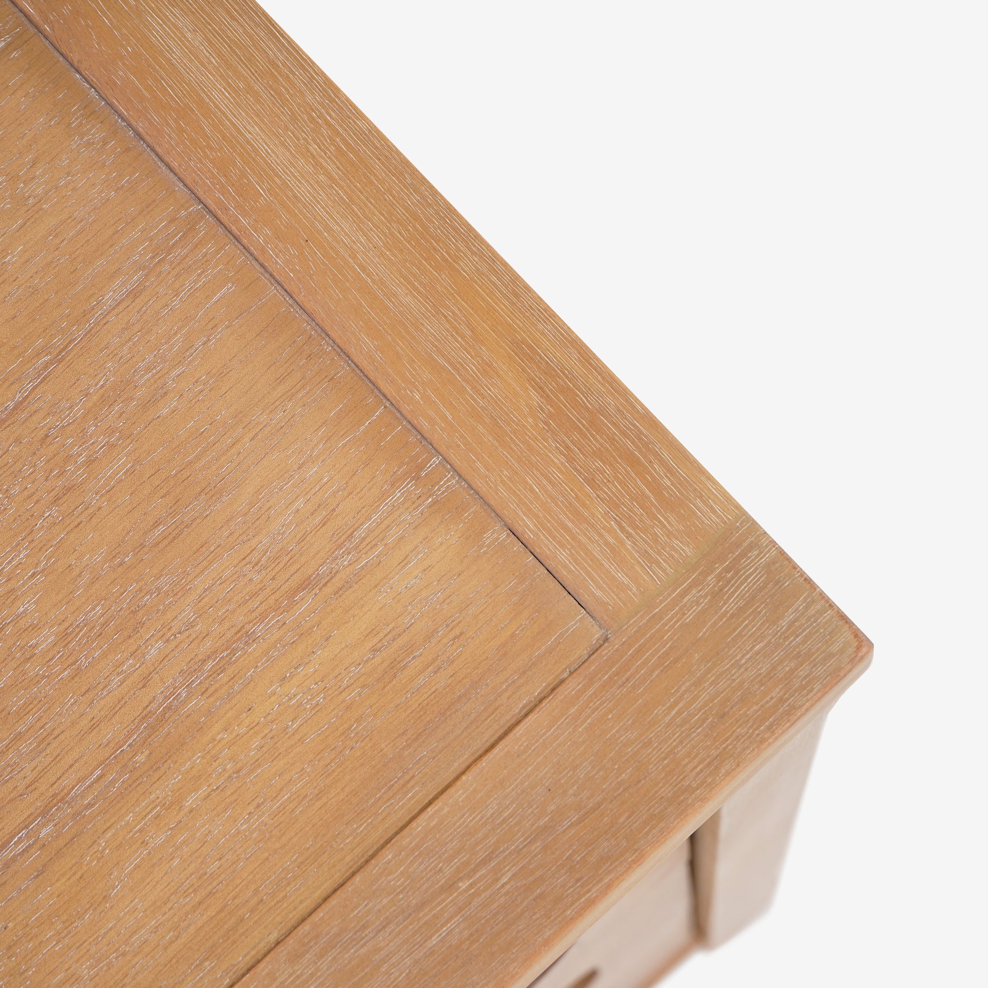 Lurian - 6-Drawer Rattan Dresser, Natural