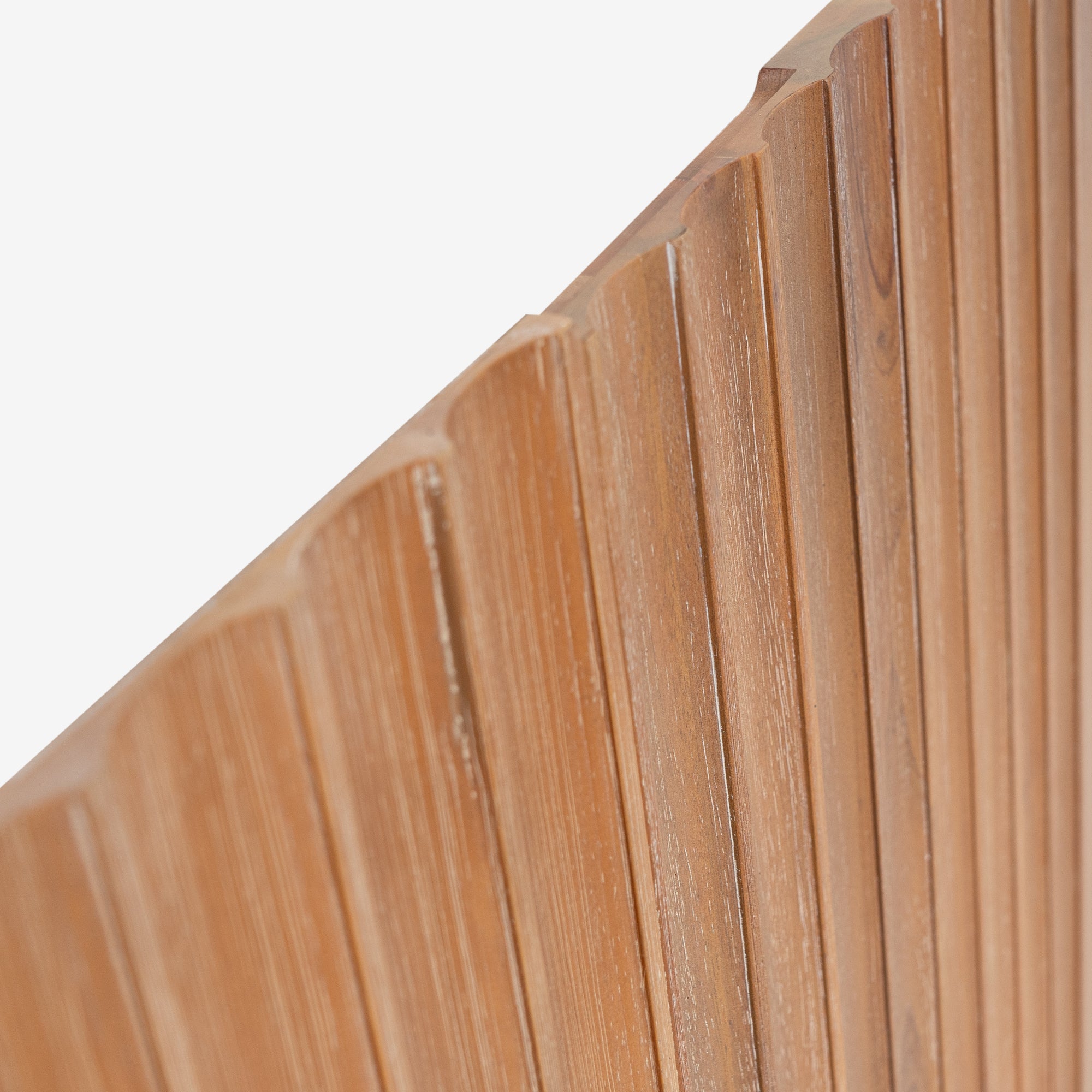 Detail Edge Natural Mira 31.5 Scalloped Modular Cabinet Doors
