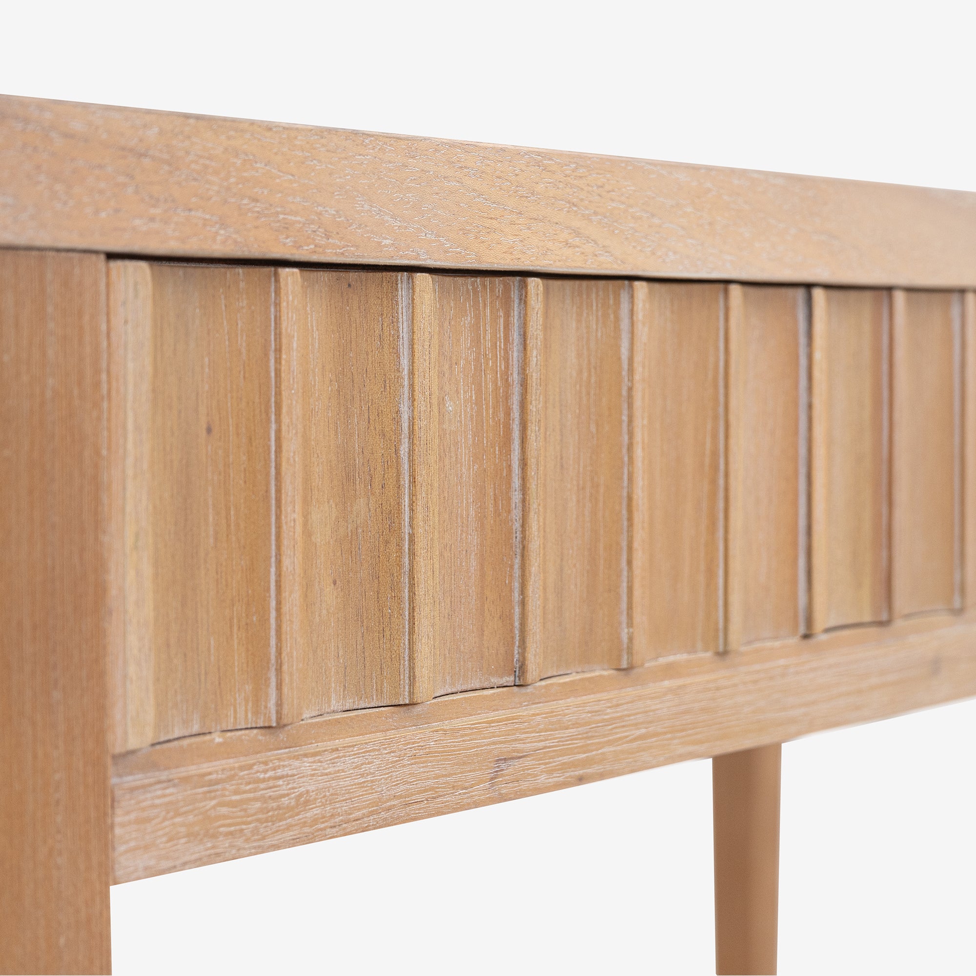 Detail Side Natural Mira 72 x 30 Scalloped Dining Table